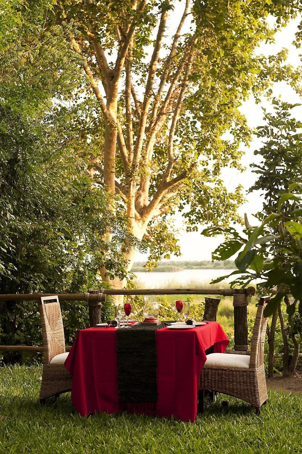 Selous Kinga Lodge Kwangwazi Экстерьер фото